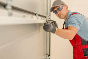 How to Get Your Garage Ready for a Chicago Winter